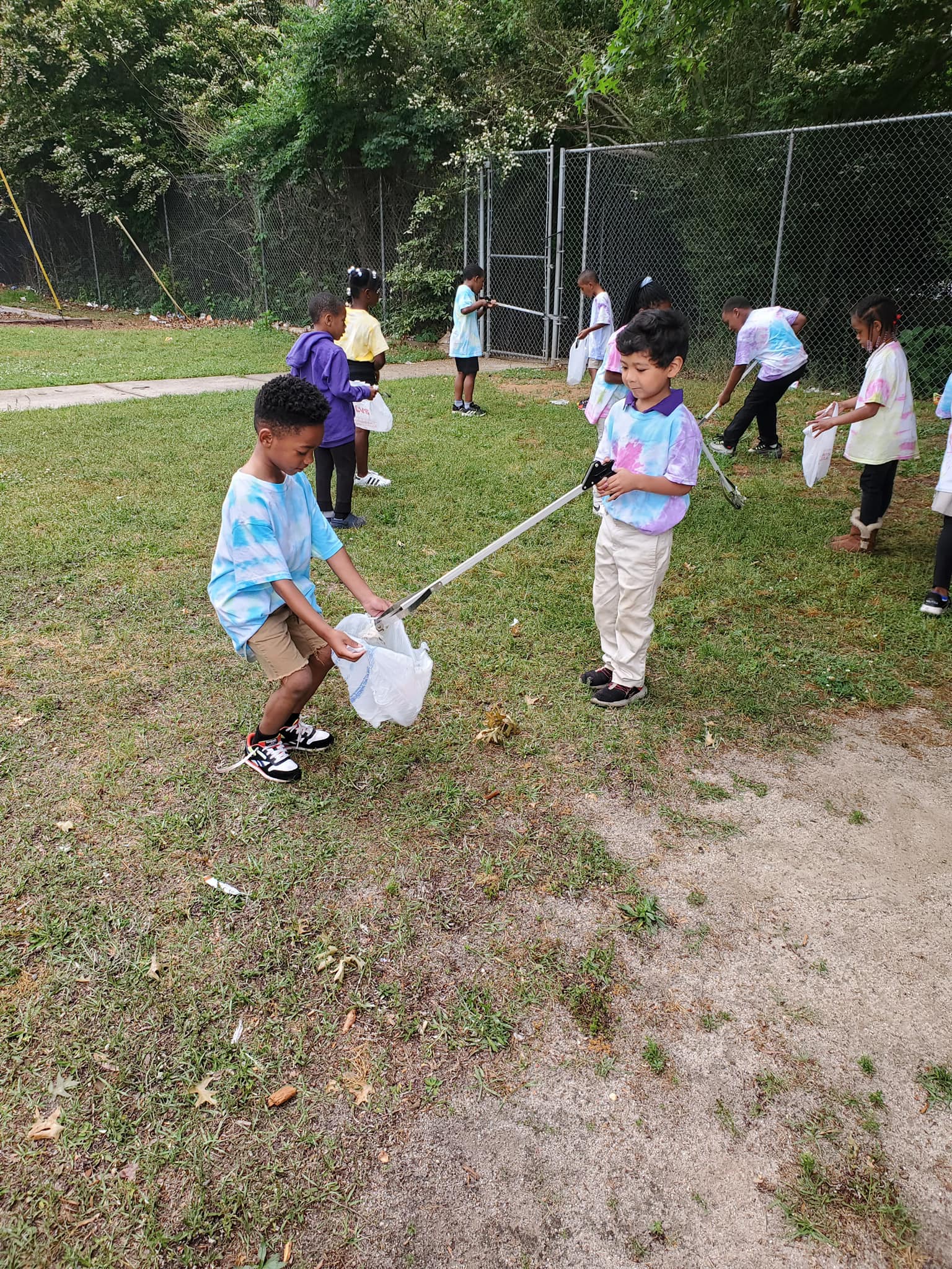 stroud day of service litter cleanup 2022