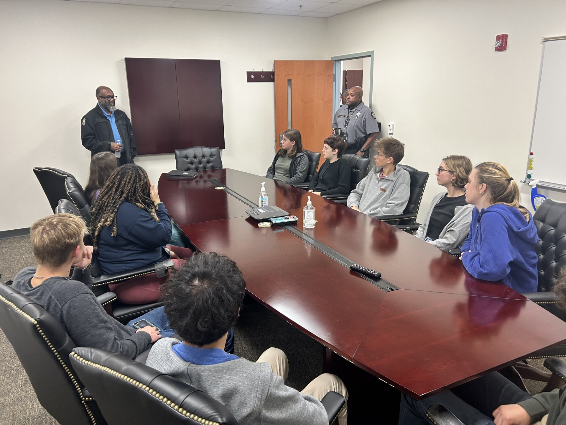 Mayor's Youth Council visits Jail and speaks with Sheriff John Q. Williams