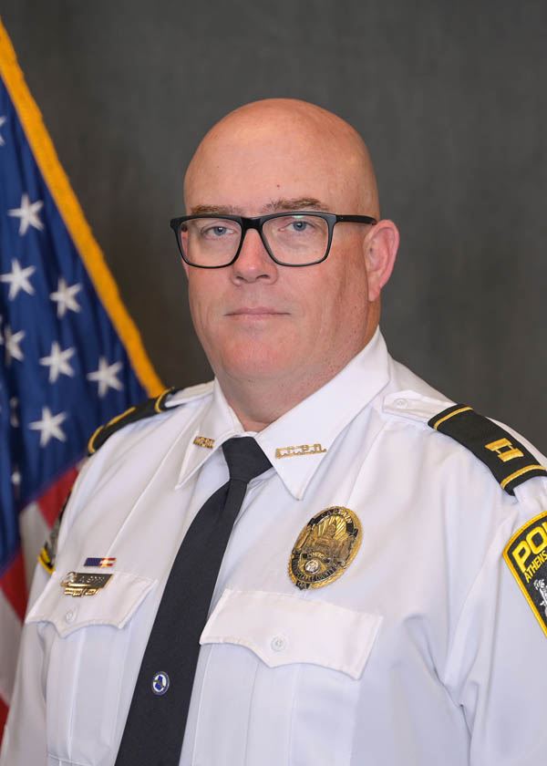 Epps_Aubrey_JWD_5517_2x3