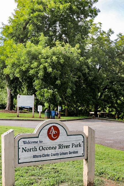 A view of the North Oconee River Park from MLK Ave.